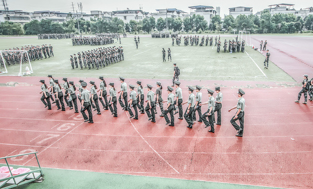 初一作文關(guān)于軍訓(xùn)